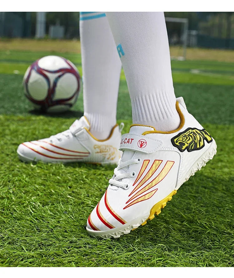 Fashion Gold Children's Football Shoes Outdoor Non-slip Turf Soccer Shoes Kids HOOK&LOOP Low-cut Sports Sneakers Child Trainers