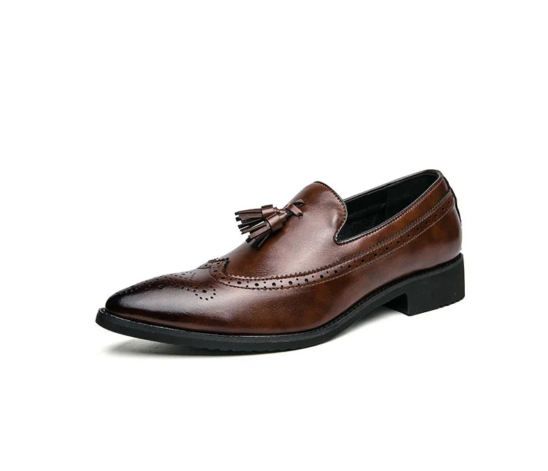 Pointed Toe Brogues Shoes Men Classic Casual Business Leather Shoes For Men Formal Social Party Leather Tassel Loafers Male