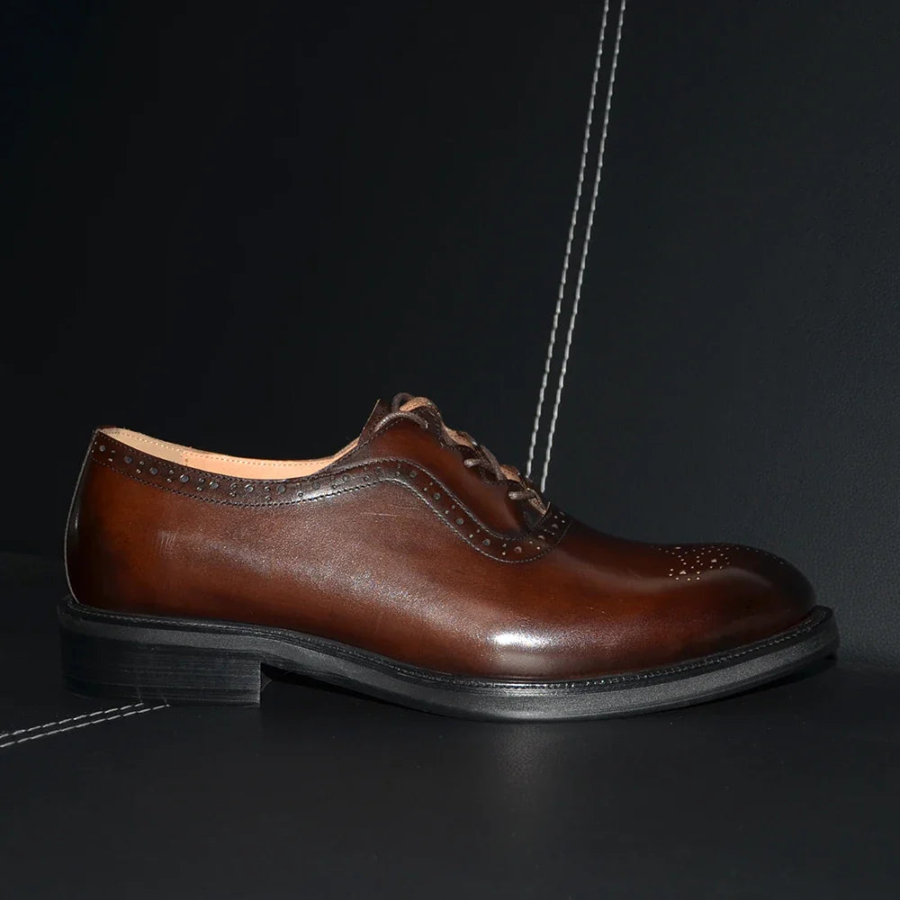 Classy Men's Oxfords Wedding Formal Shoes Handmade Genuine Leather Lace-up Brogue Round Toe Business Office Dress Shoes for Men