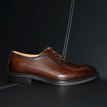 Classy Men's Oxfords Wedding Formal Shoes Handmade Genuine Leather Lace-up Brogue Round Toe Business Office Dress Shoes for Men