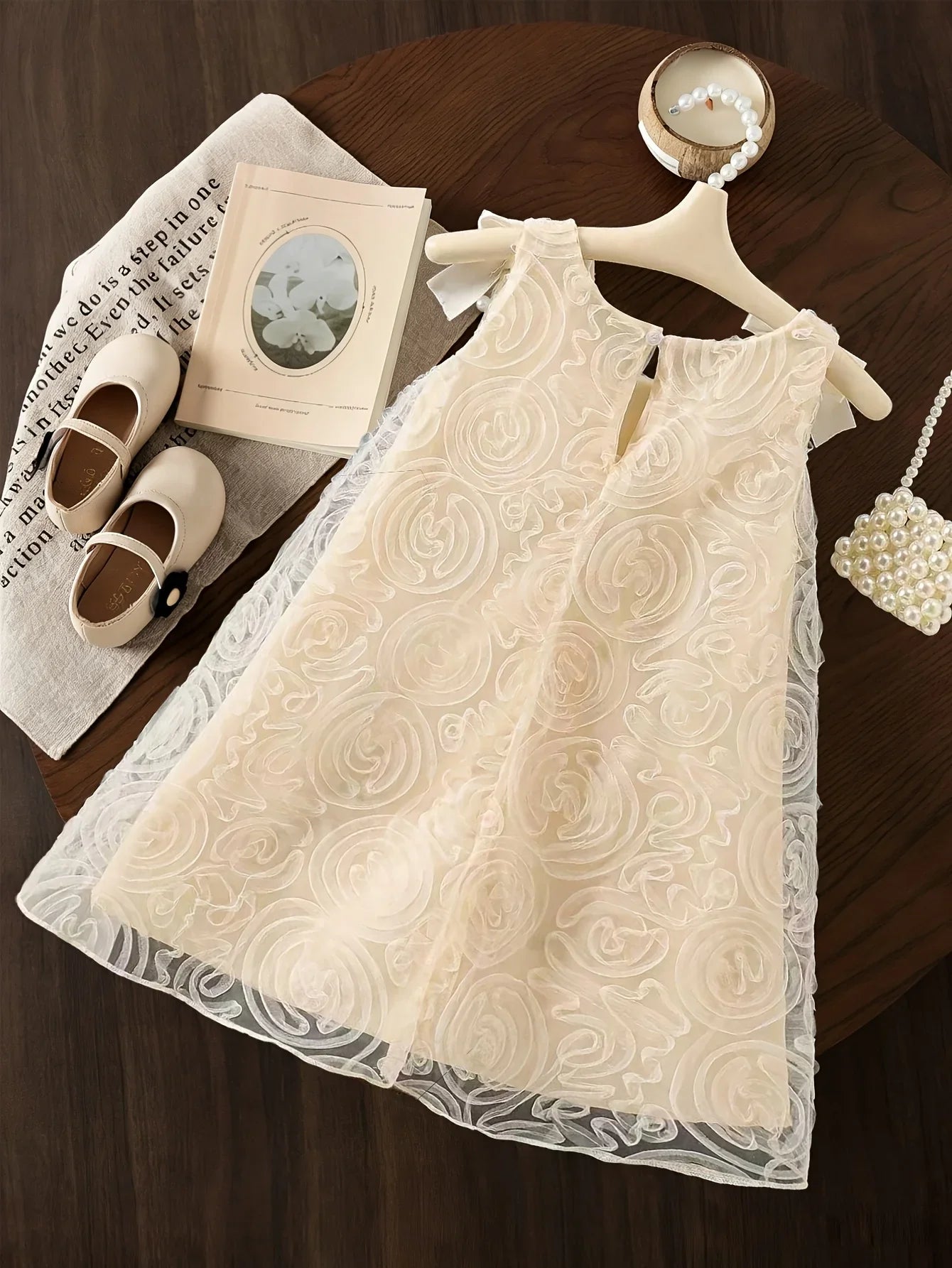 Girls' summer romantic and elegant butterfly knot sleeveless dress with sweet temperament, rose mesh princess dress