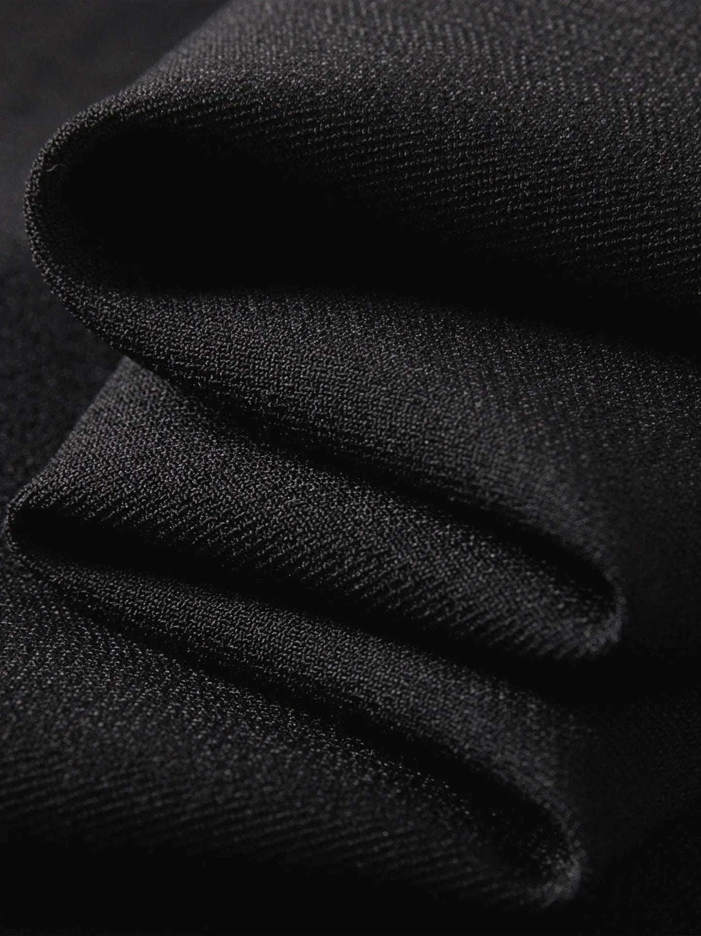 Summer Women's Black Midi Dress, Crew Neck Short Sleeve Waist-Cinching Slim Fit Black Dress for Chic Minimalist Style