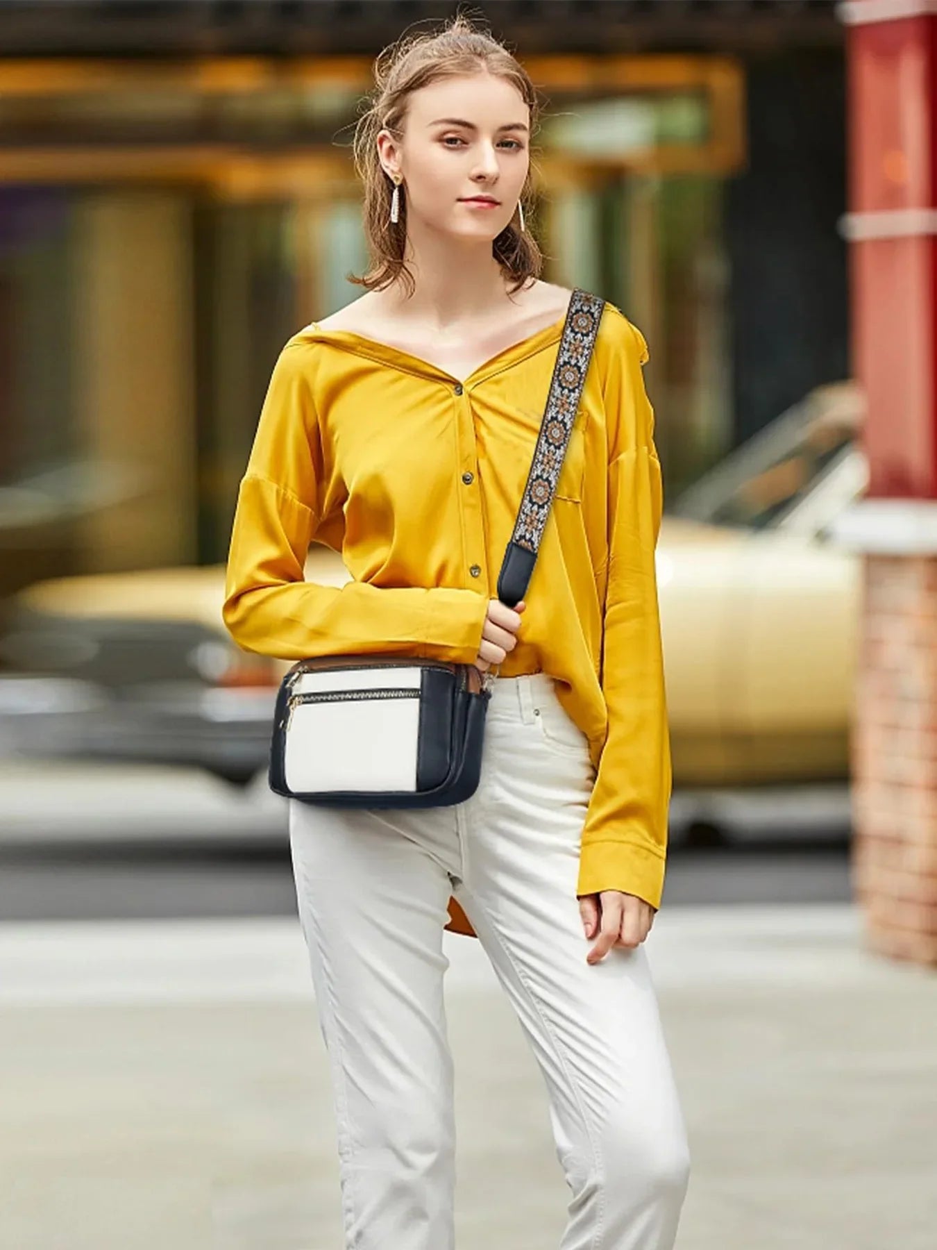 Ladies' Small Square Bag Two-tone Leather Crossbody Bag Large-capacity PU Crossbody Wallet Multi-functional Small Square Bag