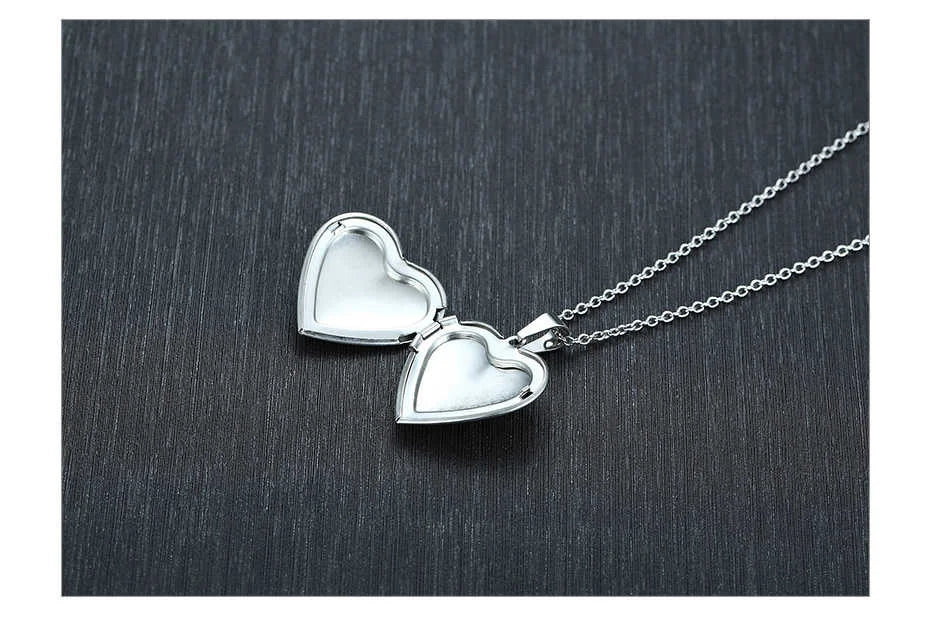 Light Heart Locket Pendants for Women Men Openable Photo Frame Glossy Stainless Steel Necklaces Family Love Collar