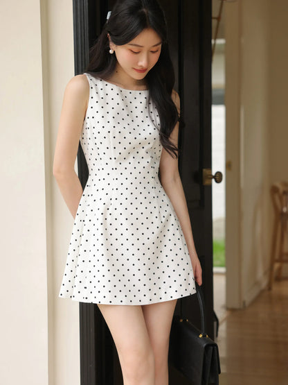French Black Sleeveless Mini Dress Women Summer Slim Fit A-Line One-Shoulder Strap Dress Petite Elegant Casual Vacation Outfit