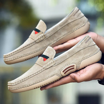 mocassin for men 2022 luxury brand Fashion Men Sneakers Suede Leather trend Men Loafers Slip-On Golf shoes Driving shoes Zapatos