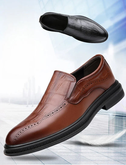 2026 Spring Autumn New Designer Brogue Shoes for Men Fashion Business Casual Shoes Male Solid Color Leather Shoe Loafers Man