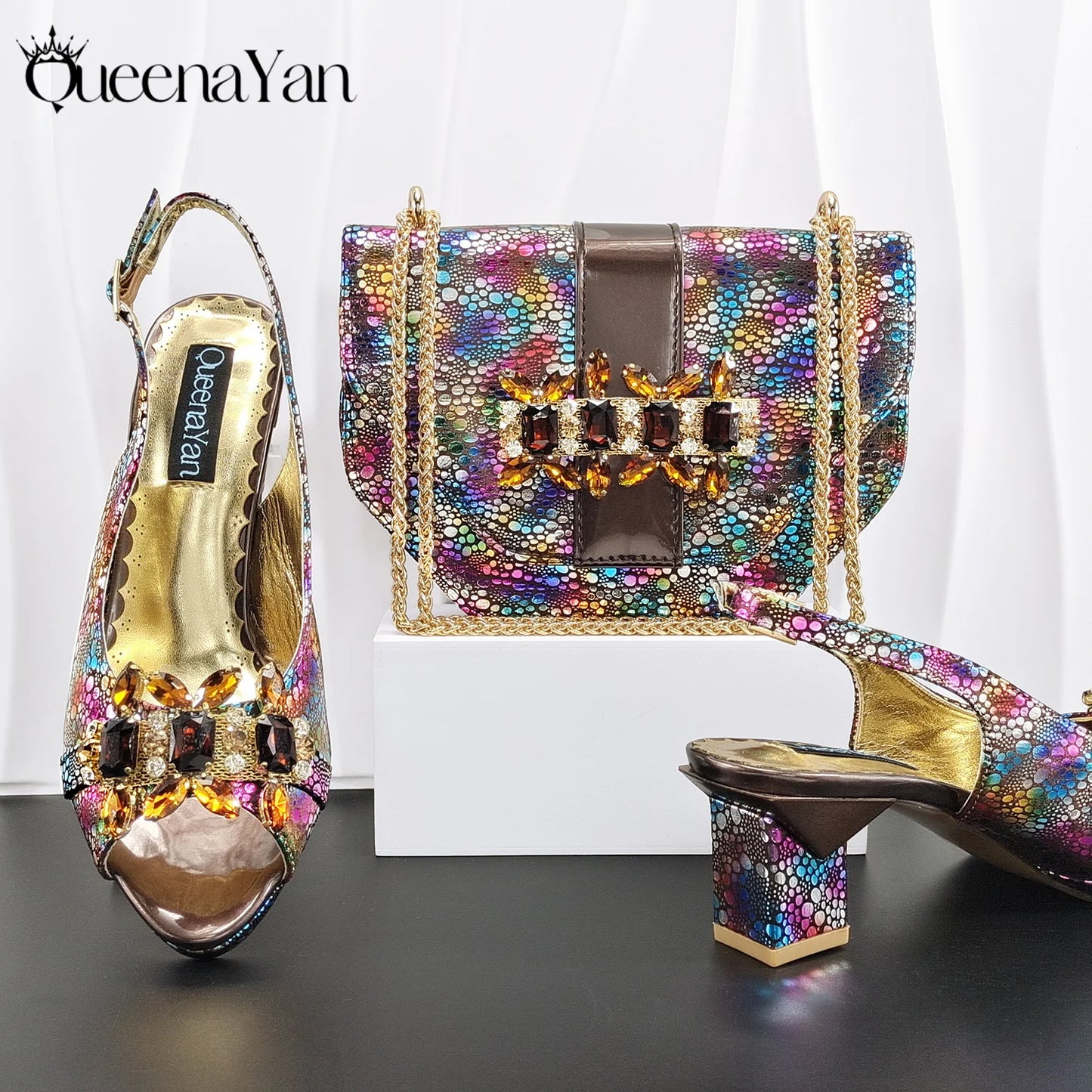 Nigerian Style Rhinestone Embellished Three-Dimensional Bag And Good Material Peep Toe Pumps Elegant Clutch Bag Women Shoes