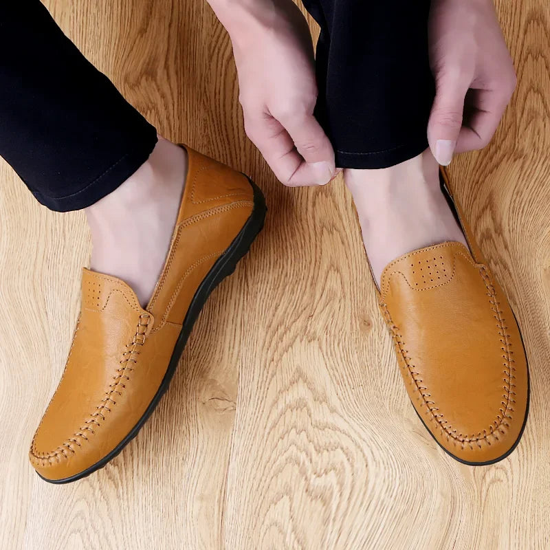 Genuine Leather Men Casual Shoes Luxury Brand Designer Men Loafers Moccasins Breathable Slip on Male Boat Shoes Plus Size 37-47