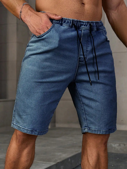 Men's summer denim shorts. With a drawstring elastic waist design. For daily casual wear. Trendy and fashionable.