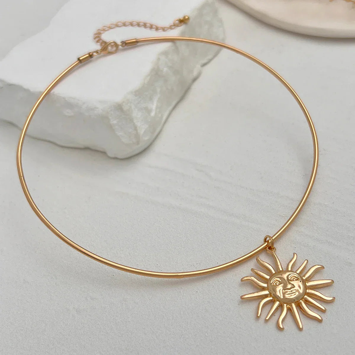 SHIXIN Retro Smooth Golden Metal Thin Choker Necklace for Women Trendy Sun Pendant Necklace Torques Summer Neck Chain Jewelry