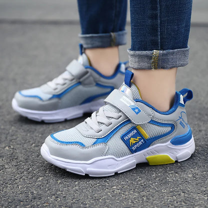 Kids Mesh Running Shoes Fashion Youngsters Teens Casual Walking Students Sneakers Breathable Soft Children Outdoor Sports Tennis