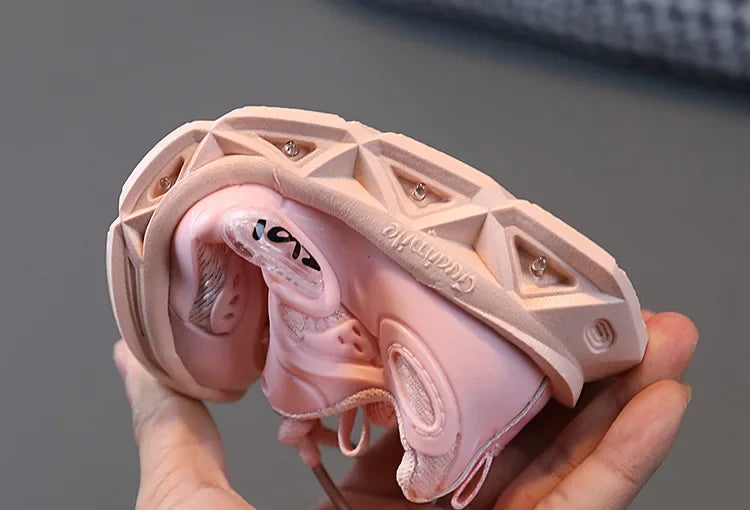 New LED Child Trainers 1-8Years Old Boy Girl Tennis Shoe Sport Shoe for Toddlers Glowing Kid Sneakers Kids Shoe