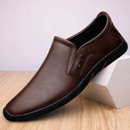 Leather Men Casual Shoes Breathable Soft Sole Office Loafers Shoes Men Designer Shoes