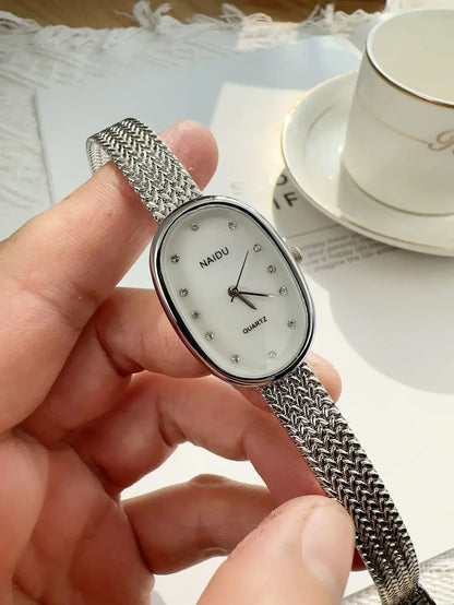 New Brand Quartz Watch for Women Luxury Gift Oval Dial Rhinestone Watch Adjustable Stainless Steel Strap Wristwatches Wholesale