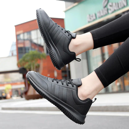 Casual Chef Shoes four Season new Lightweight Soft Sole Comfort Oil proof Men and Women's Chef Business Work Leather Shoe