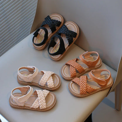 Toddlers Girls Sandals Kids Princess Beach Shoes 2026 Brand New Cross Tied Weave Style Fashion Children Summer Sandals Soft Cute