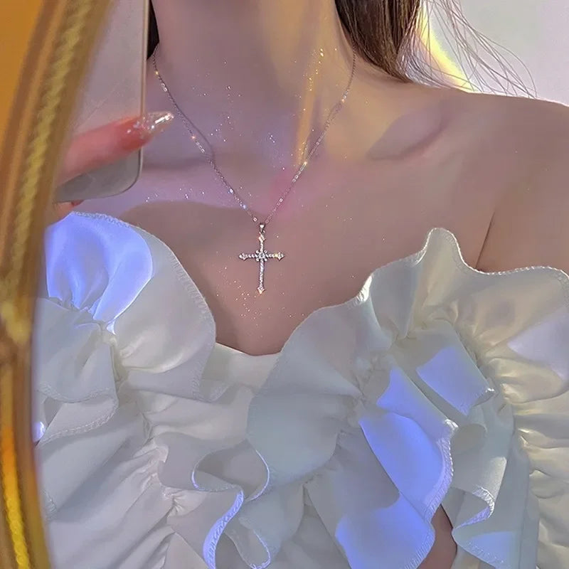 Crystal Cross Pendant Necklace for Women Girls  Shiny Sweet Chain Punk Party Fashion Pendant Fashion Y2K Jewelry Accessories