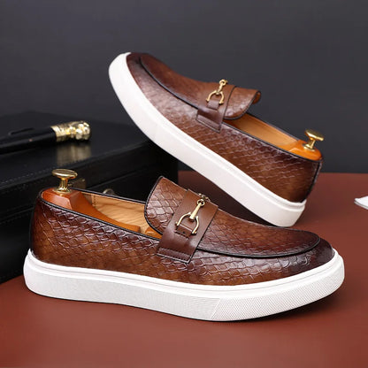 Fashion Men's Casual Shoes Snakeskin Grain Leather Men Retro British Style Loafers Monk Shoes Mens Slip-on Outdoor Driving Flats