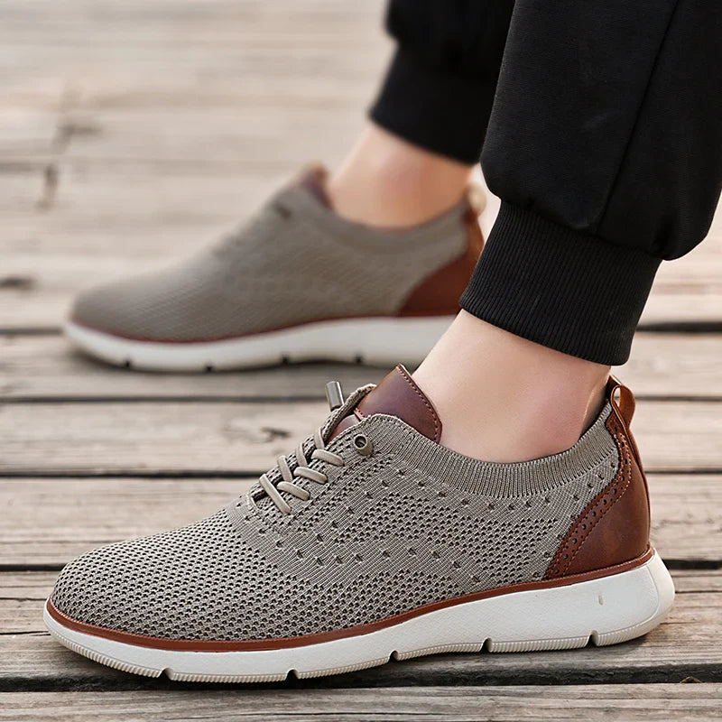 Large Size Comfortable Men's Shoes Light Fashion Casual Sports Shoes Breathable Flying Mesh Top Loafers