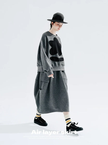 Autumn 2023 new original design Air layer pinched grey skirt loose 234284