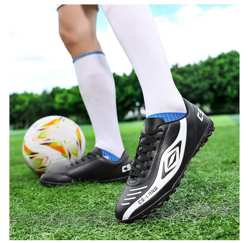 New Men Football Boots Breathable Professional Soccer Shoes Turf Outdoor Non-slip Long Spikes Adult Ultralight Training Futsal