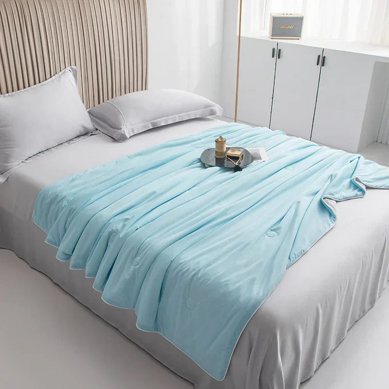 High Quality Cooling Blankets Smooth Air Condition Comforter Lightweight Summer Quilt with Double Side Cold  Cooling Fabric