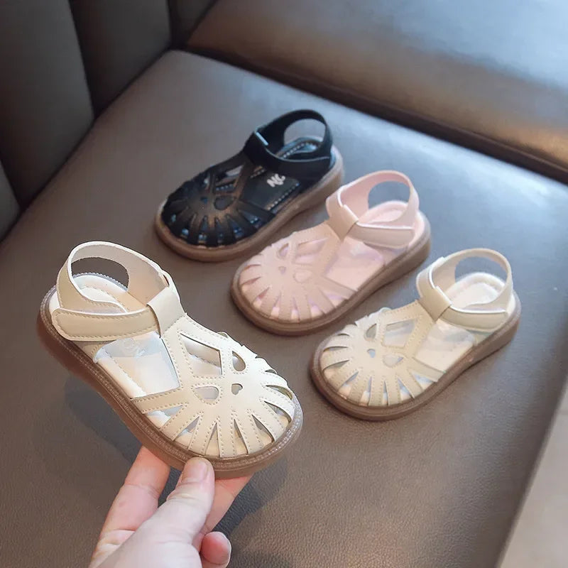 Children's Soft-soled Shoes Summer T-Strap Closed Toe Little Girls Princess Fashion Anti-Slip Korean Style Boys Beach Sandals