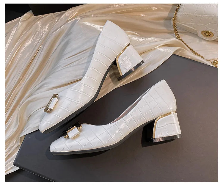 Plus Size 35-43 Women Pumps Med Heel Square Toe Pumps Office Lady Leahter Shoes Big Gold Metal Chain Soft Soles Slip on Shoes