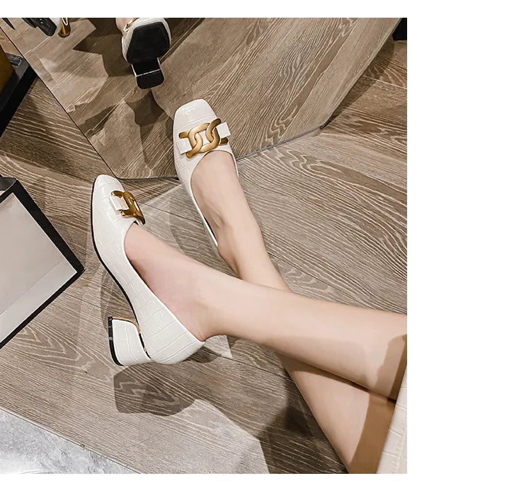 Plus Size 35-43 Women Pumps Med Heel Square Toe Pumps Office Lady Leahter Shoes Big Gold Metal Chain Soft Soles Slip on Shoes