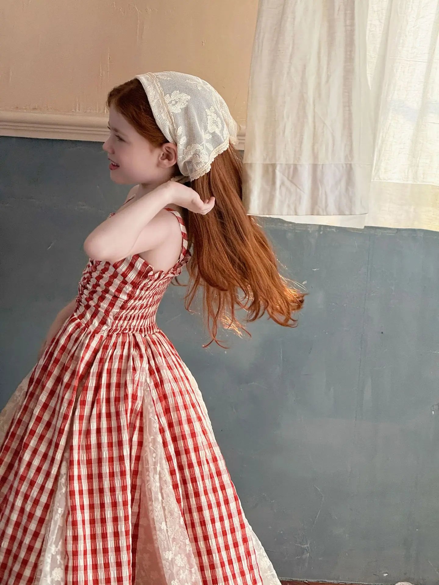 2025 Summer New Children Fairy Long Dress for Girls French Red Checkered Lace Splicing Lace Strap Dress
