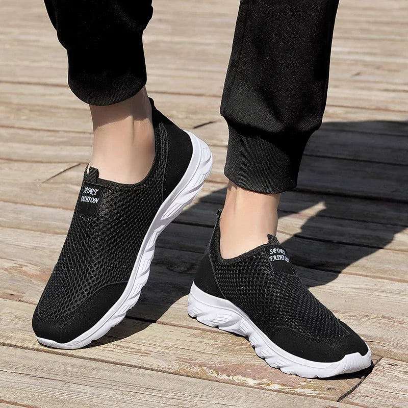 Lightweight Men Casual Shoes Breathable Slip on Male Casual Sneakers Anti-slip Men's Flats Outdoor Walking Shoes Size 38-46