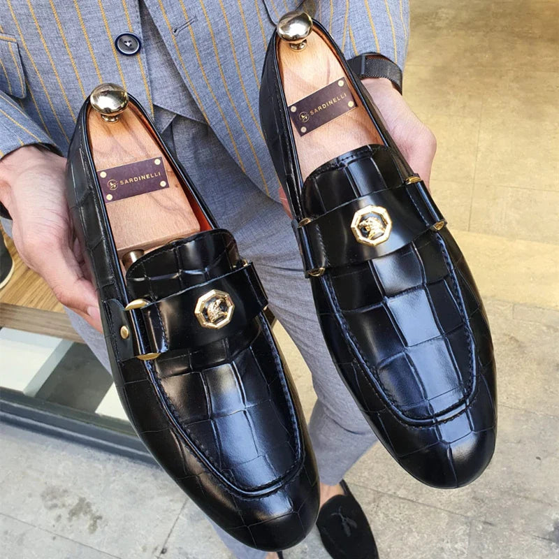Novos Mocassins Pretos Masculinos Slip-On Bico Redondo Sapatos Sociais Masculinos Frete Grátis Sapatos de Casamento para Homens Tamanhos 38-47
