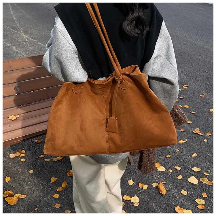 Velvet Zipper 2024 New Product Large Tote Bag Solid Large Capacity Popular Fashion Shoulder Bag Soft Simple Commuter Handbag