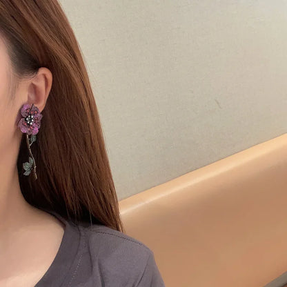 Summer New Women's Personalized Asymmetric Design Retro 3D Flower Earrings Small Design Rose Earrings Female