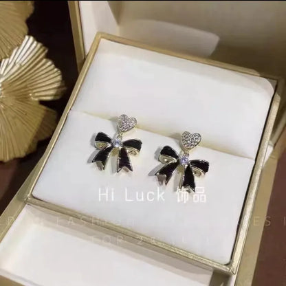 Simple Black Bow Love Earrings for Women Fashionable Personalized Beautiful Daily Accessories Party Jewelry Premium Gifts