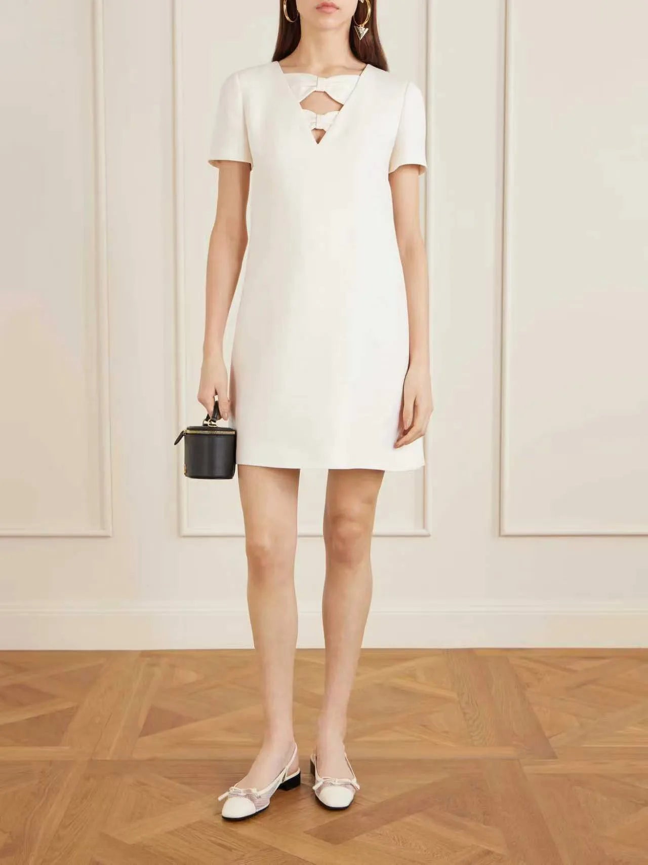 Summer White Cowhide Tassels Closed Toe Sandals Square Toe Hollow Low Heel Mesh One Word Buckle Sandals Commute