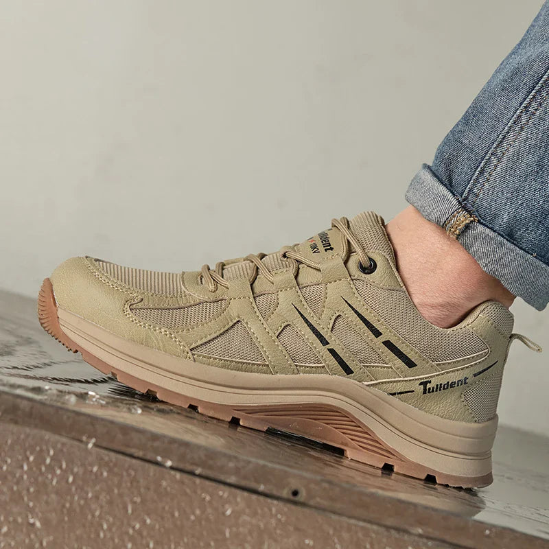 New safety shoes, anti-smashing and anti-puncture work shoes, insulated shoes, men's protective boots