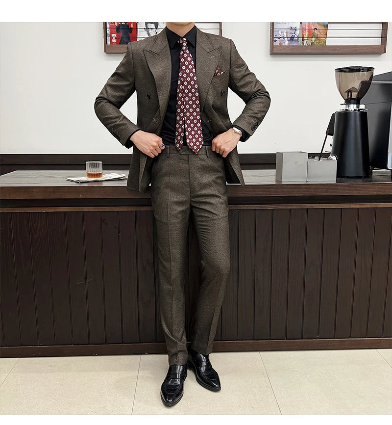 Men Vintage Luxury Double Breasted Slim Fit Lapel Evening Gown ltalian Style Fashion High-end Groom Wedding Party Tuxedo 2 Piece