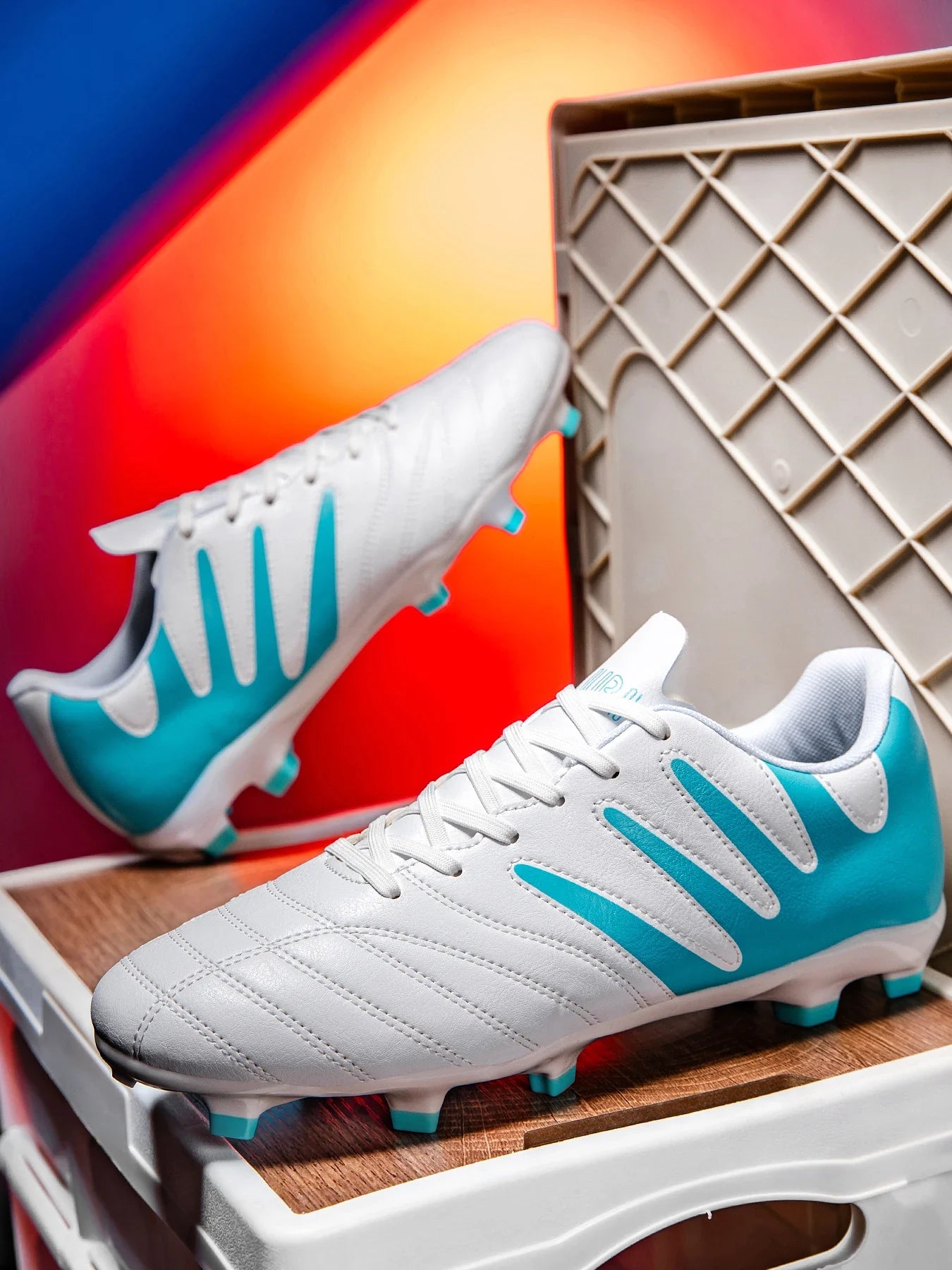 AG FG Outdoor Soccer Boots Breathable PU Fabric Upper TPU Reinforced Sole Wear Resistant Boys Girls Professional Football Shoes