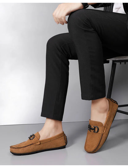 The 2025 new men's soft-soled comfortable casual shoes are versatile Lazy people can wear them on one foot Size 46 size 47