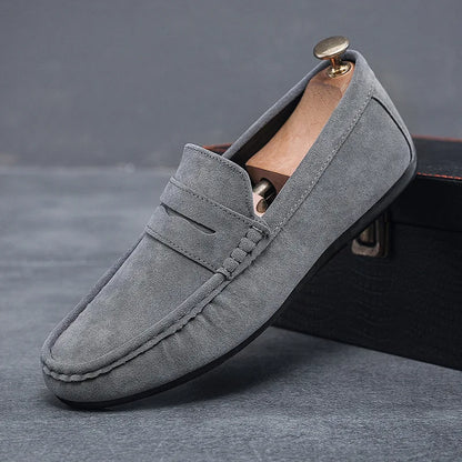 Brand Spring Summer Hot Sell Moccasins Men Loafers High Quality Genuine Leather Shoes Men Flats Lightweight Driving Shoes 2023