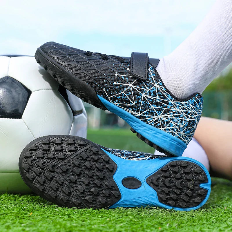 New Men Kids Soccer Shoes Cleats Match Grass Boys Professional Football Boots Ultralight Non-Slip Training Shoes Drop Shipping