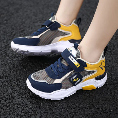Kids Fashion Mesh Running Shoes Youngsters Teens Casual Walking Students Sneakers Breathable Soft Children Outdoor Sports Tennis