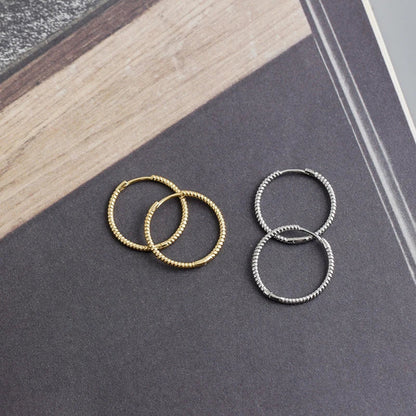 925 Sterling Silver Fashion Piercing Charm Twist Huggies Hoop Earrings for Women Rock Gothic Unisex Jewelry Ear Buckles