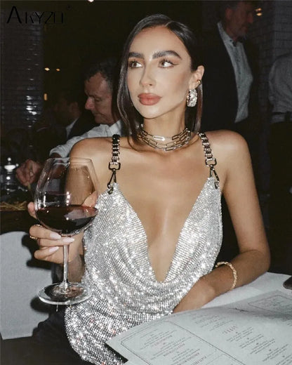 Shiny Rhinestone V Neck Tank Top 2025 Sexy Backless Metal Chain Spaghetti Straps Sling Camisole Women Nightclub Party Crop Top