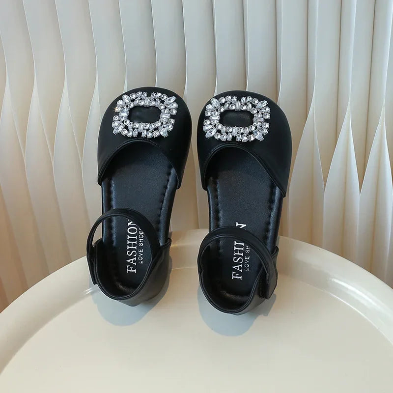 New Children's Sandals Summer Rhinestone Buckle Sandals for Girls Fashion Elegant Kids Princess Causal Wedding Flat Sandals Soft
