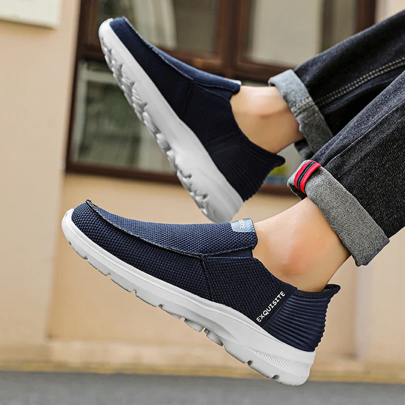 New Summer Breathable Canvas Shoes Men Loafers Slip On Sneakers Fashion Casual Men Shoes Lightweight Flats Men Driving