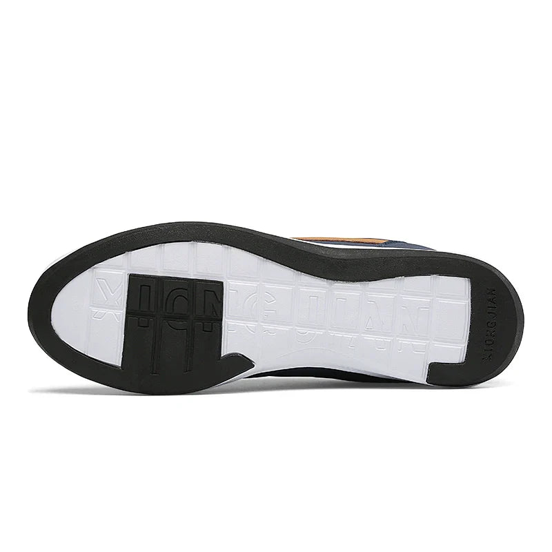 New Men Shoes Casual Shoes Leather Lace-Up Casual Sports Shoes Outdoor Wear-Resistant Vulcanized Shoes High-Quality Men Shoes