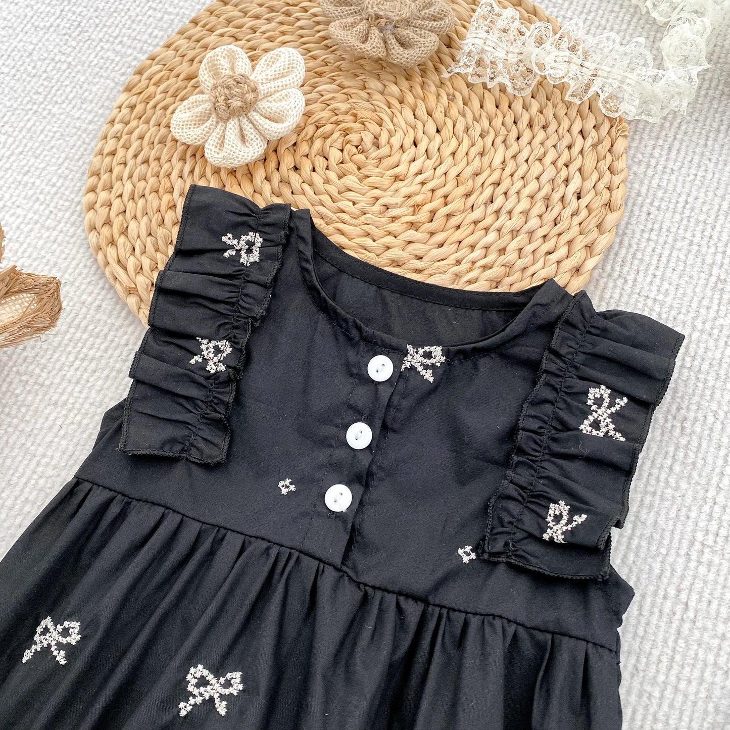 Summer Girls Dress Children's Clothing Bow Embroidered Flower Collar Girl's Dress Cartoon Printed Flying Sleeves Princess Dress